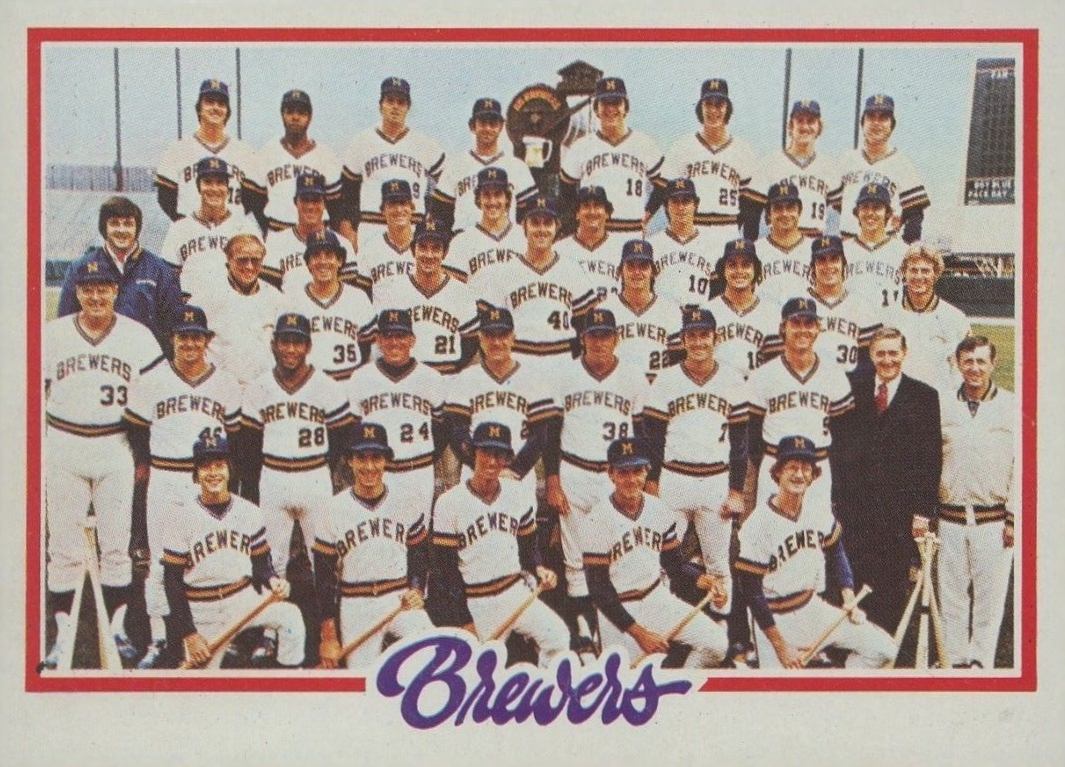 1978 Topps Milwaukee Brewers Team #328 Baseball Card
