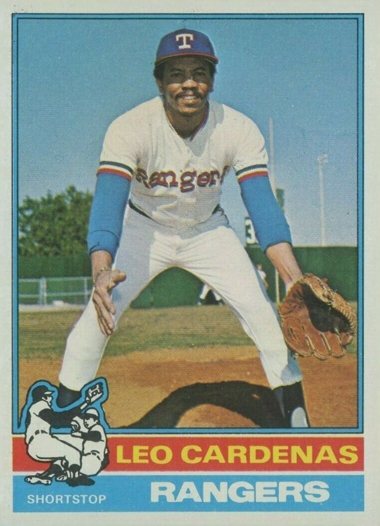 1976 Topps Leo Cardenas #587 Baseball Card