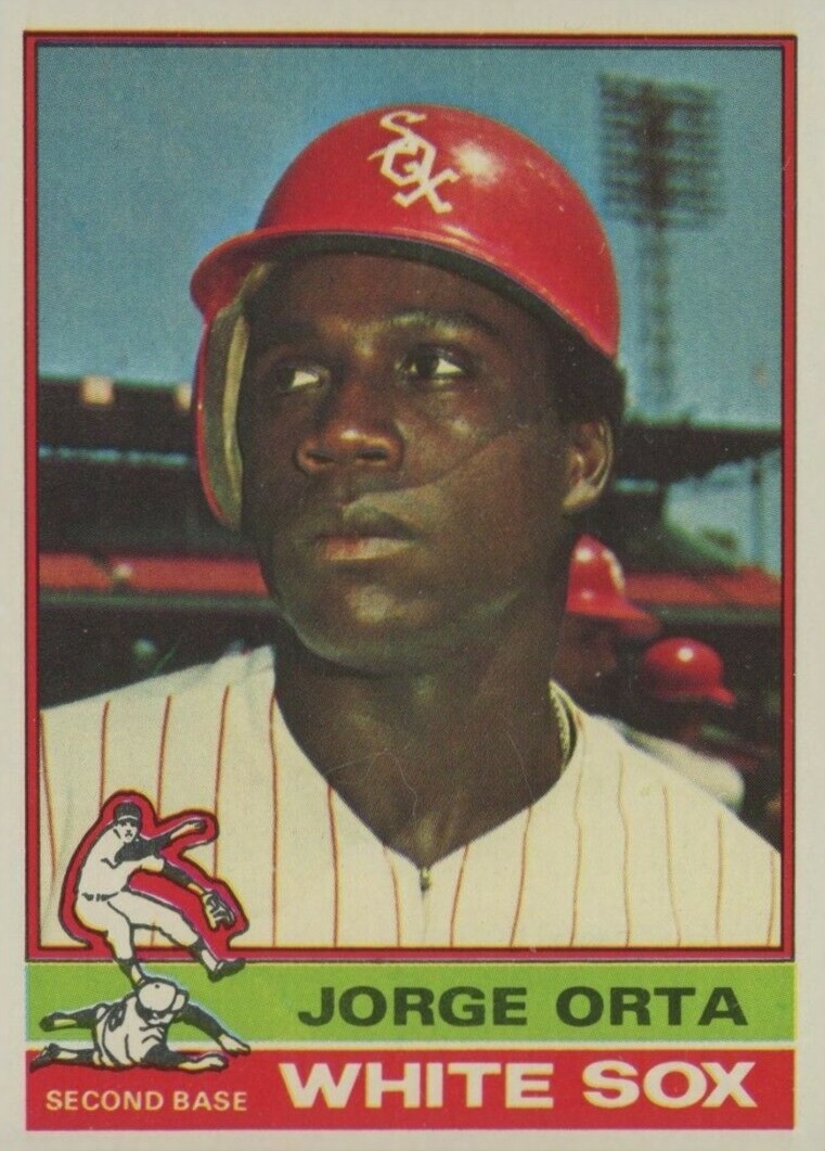 1976 Topps Jorge Orta #560 Baseball Card