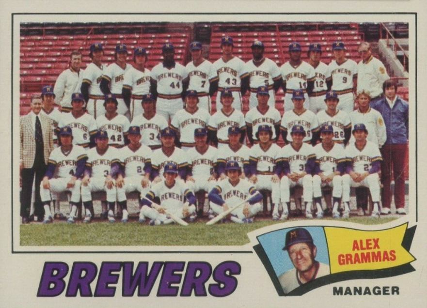 1977 Topps Milwaukee Brewers Team #51 Baseball Card