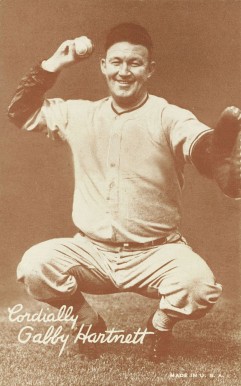 1939 Exhibits Salutation Gabby Hartnett # Baseball Card