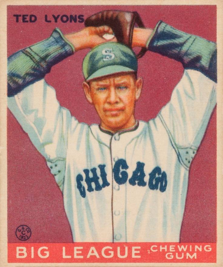 1933 Goudey Ted Lyons #7 Baseball Card