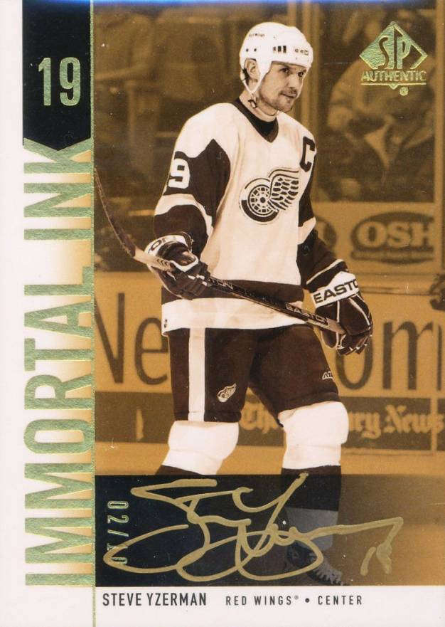 2014 SP Authentic Immortal Inks Steve Yzerman #II-SY Hockey Card