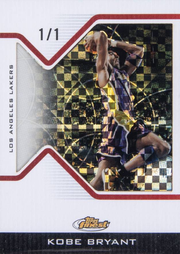 2004 Finest Kobe Bryant #8 Basketball Card