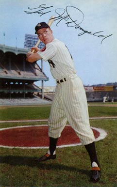 1953 Dormand Postcards Gil McDougald #110 Baseball Card