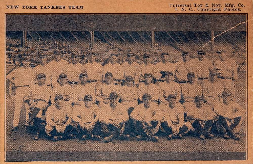 1925 Universal Toy & Novelty N.Y. Yankees New York Yankees Team # Baseball Card