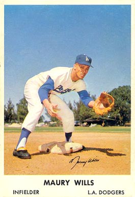 1961 Bell Brand Dodgers Maury Wills #30 Baseball Card