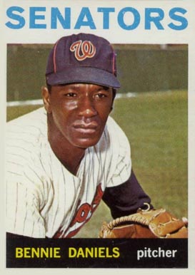 1964 Topps Bennie Daniels #587 Baseball Card
