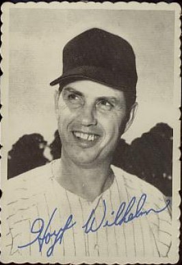 1969 Topps Deckle Edge Hoyt Wilhelm #11h Baseball Card