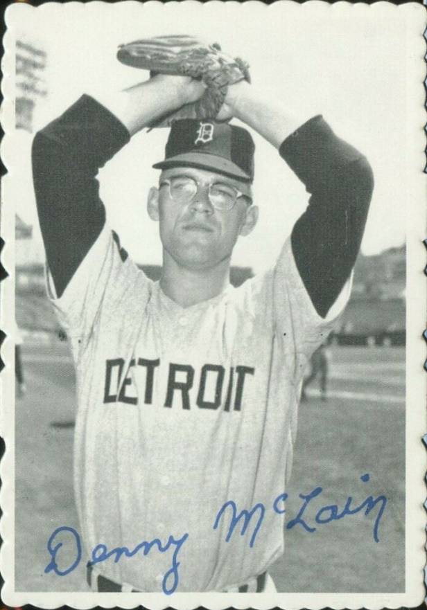 1969 Topps Deckle Edge Denny McLain #8 Baseball Card