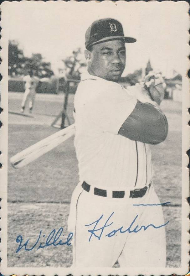 1969 Topps Deckle Edge Willie Horton #9 Baseball Card