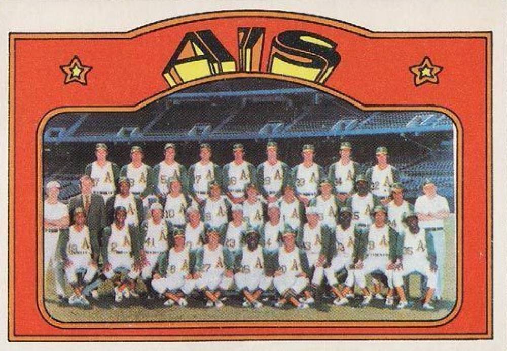 1972 O-Pee-Chee Oakland A's Team #454 Baseball Card