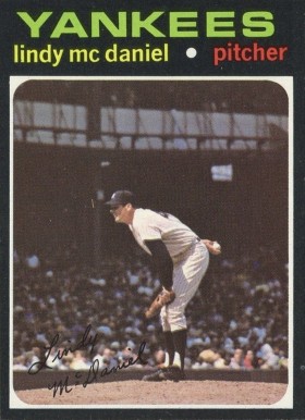1971 Topps Lindy McDaniel #303 Baseball Card