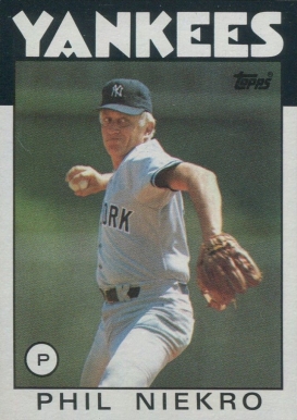 1986 Topps Phil Niekro #790 Baseball Card