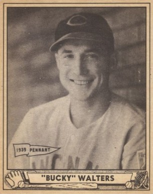 1940 Play Ball "Bucky" Walters #73 Baseball Card