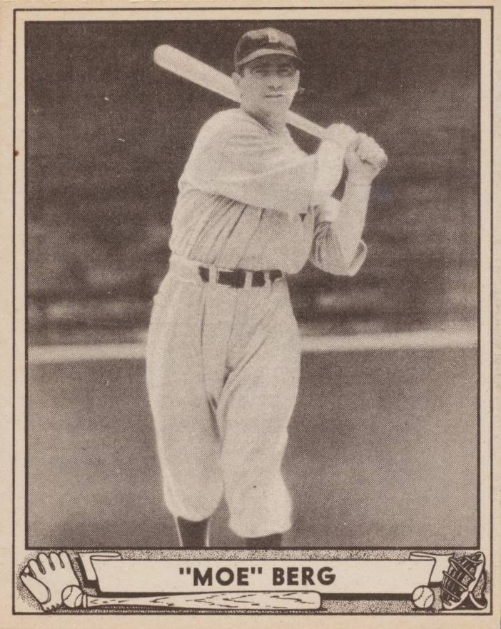 1940 Play Ball "Moe" Berg #30 Baseball Card