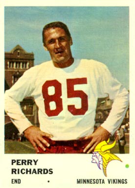 1961 Fleer Perry Richards #130 Football Card