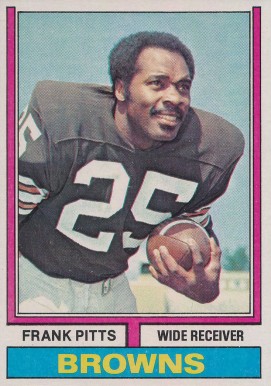 1974 Topps Frank Pitts #11 Football Card