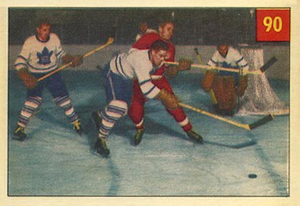 1954 Parkhurst Delvecchio Finds Leaf Defense Hard To Crack #90 Hockey Card