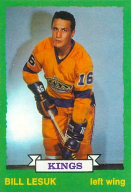 1973 O-Pee-Chee Bill Lesuk #205 Hockey Card