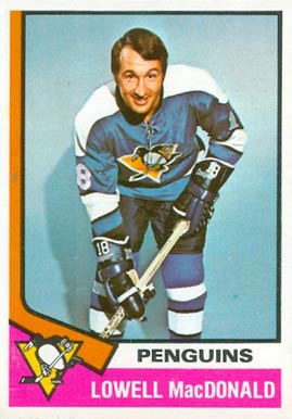 1974 Topps Lowell Macdonald #30 Hockey Card