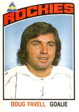 1976 O-Pee-Chee Doug Favell #292 Hockey Card
