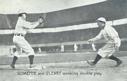 1907 Wolverine News Co. Schaefer and O'Leary working double play #18 Baseball Card