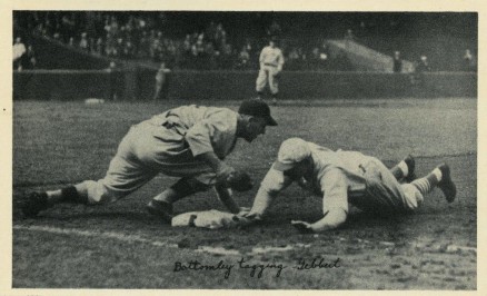 1936 National Chicle Fine Pens Bottomley tagging Gebbert #17 Baseball Card