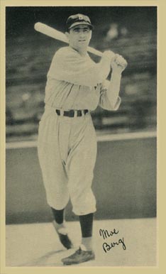 1936 National Chicle Fine Pens Moe Berg #8 Baseball Card
