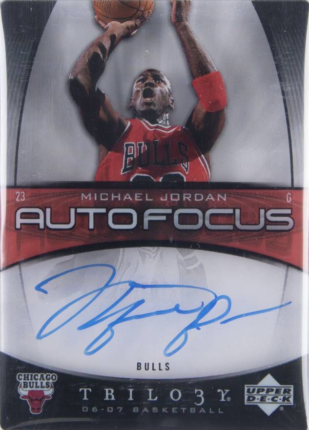 2006 Upper Deck Trilogy Auto Focus Michael Jordan #AF-MJ Basketball Card