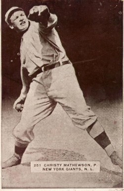 1913 Pinkerton Score/Photo/Postcard Christy Mathewson #251 Baseball Card