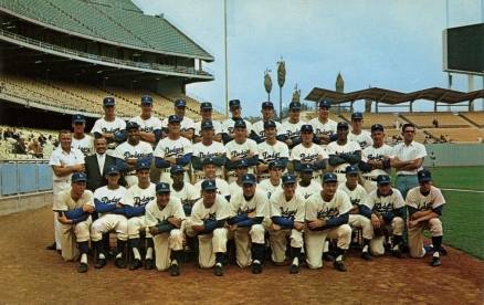 1962 L.A. Dodgers Postcards (1962-65) 1962 Team Photo #49780 Baseball Card