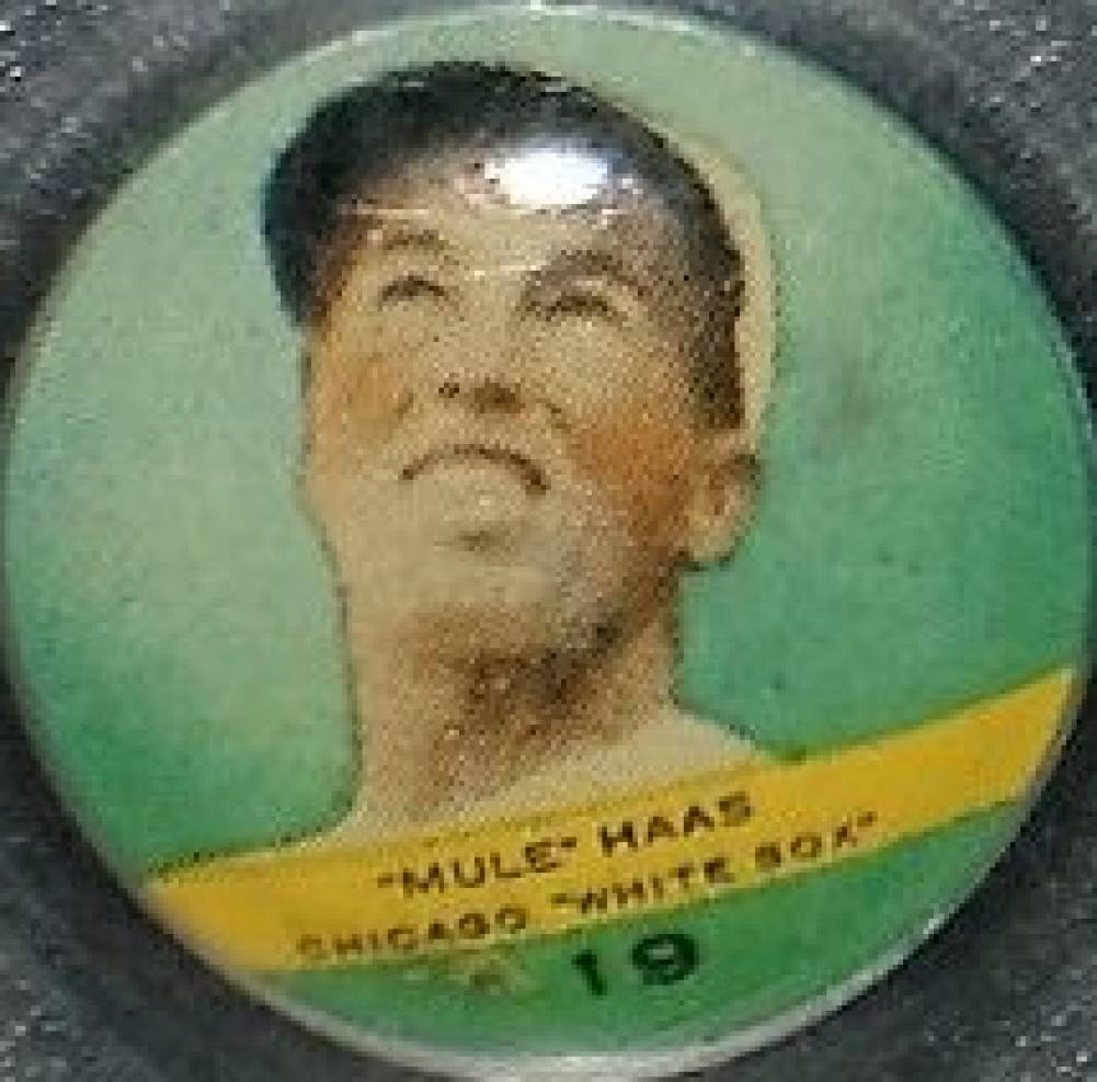 1932 Orbit Gum Pins Numbered Mule Haas #19 Baseball Card