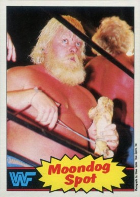 1985 Topps WWF Moondog Spot #19 Other Sports Card