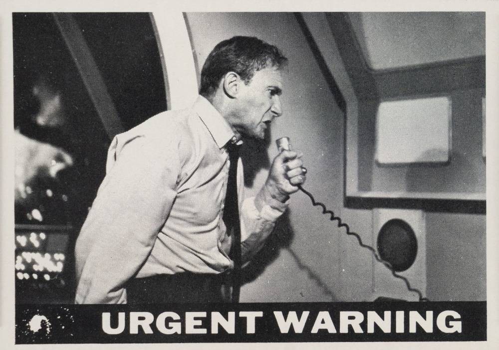 1966 Lost in Space Urgent warning #30 Non-Sports Card
