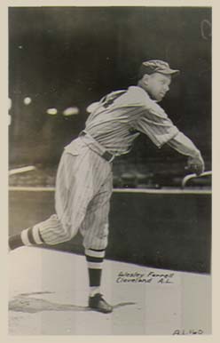 1933 Worch Cigar Wesley Ferrell # Baseball Card