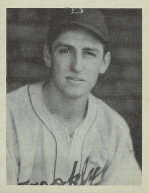 1939 Play Ball Pete Coscarart #141 Baseball Card
