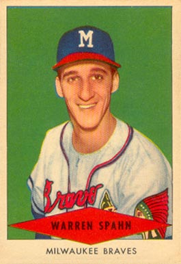 1954 Red Heart Dog Food Warren Spahn #30 Baseball Card