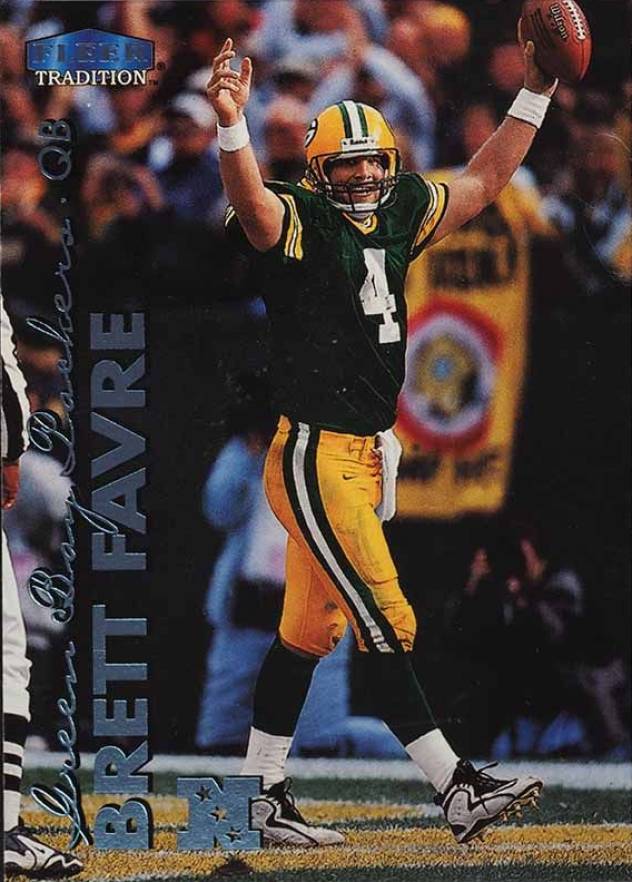 1999 Fleer Tradition Brett Favre #5 Football Card