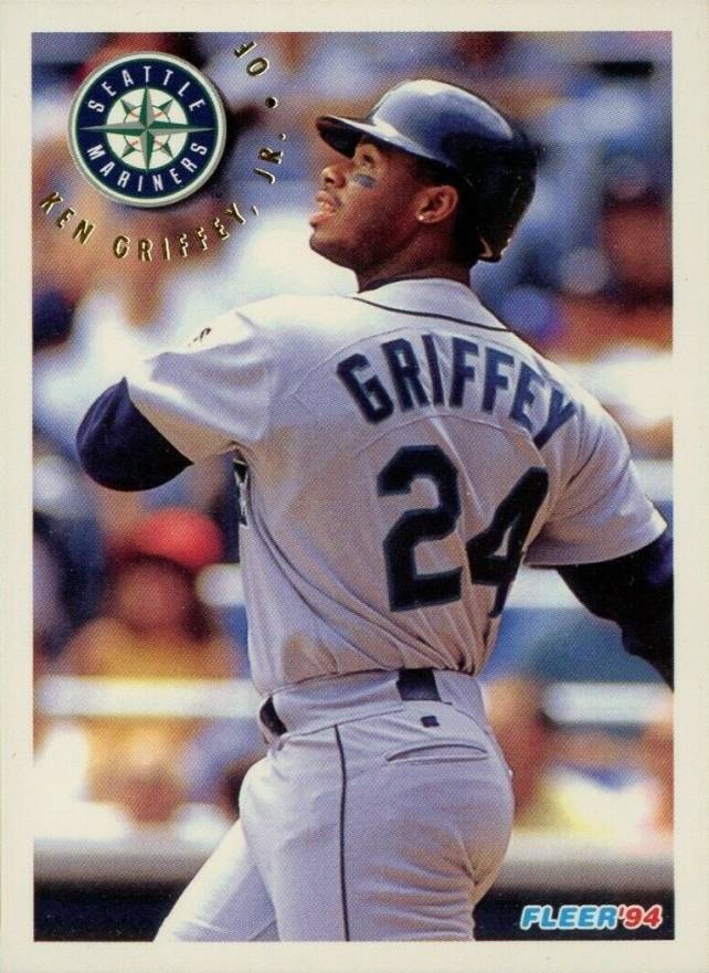 1994 Fleer Baseball Card #19 Cal Ripken 