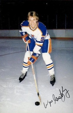 1979 Oilers Postcards Wayne Gretzky #9 Hockey Card